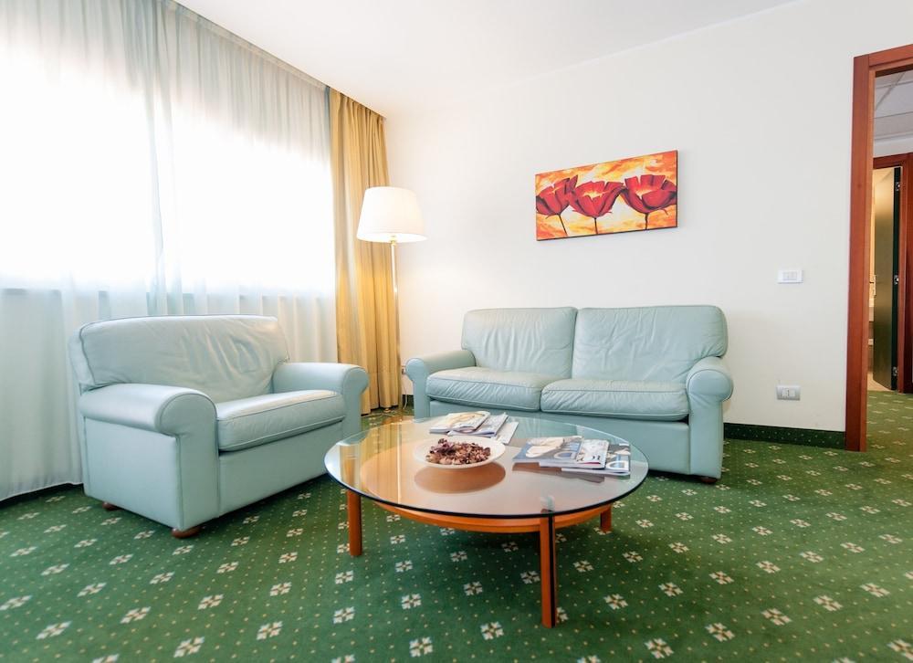 Bv Hotel Oly ローマ エクステリア 写真