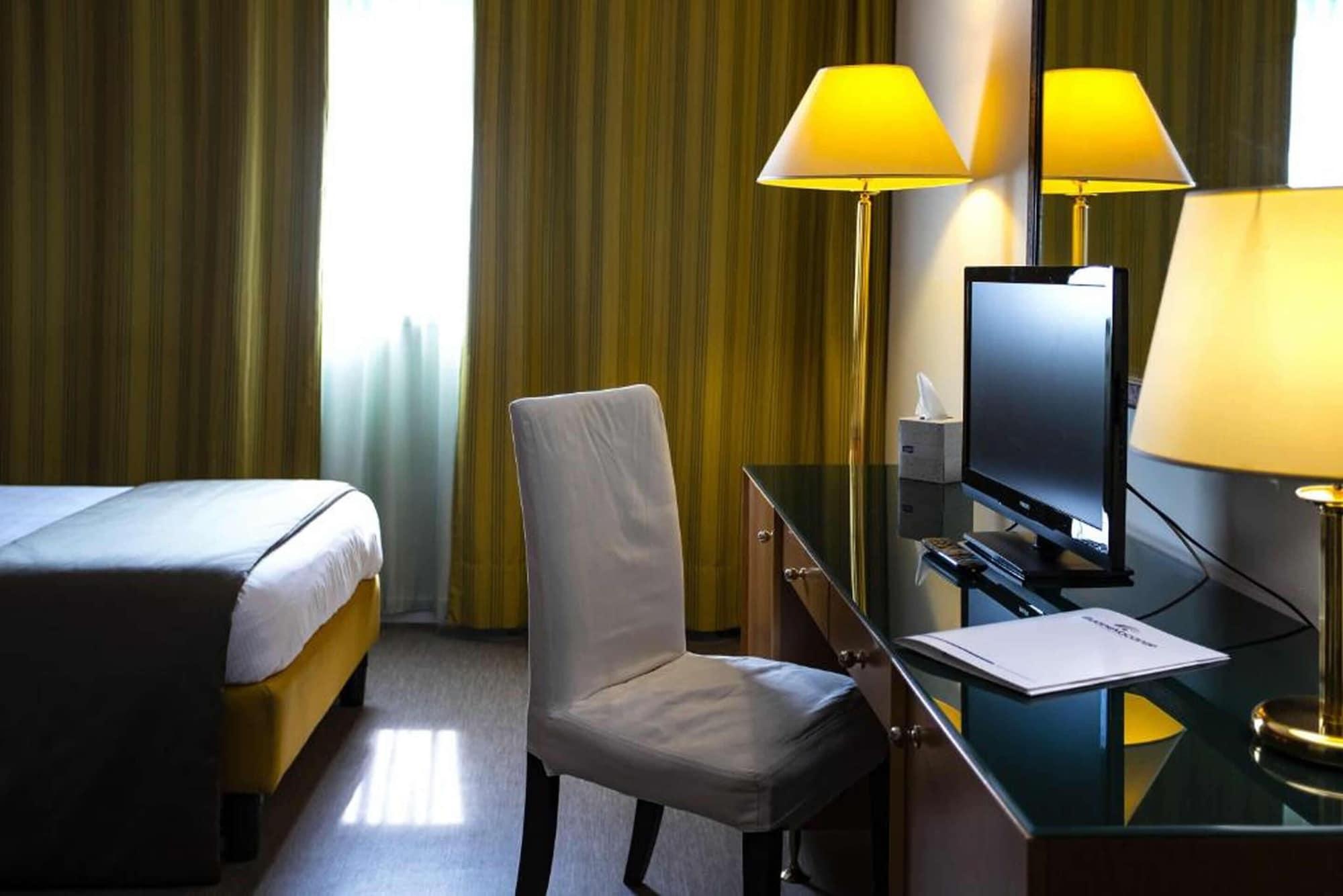 Bv Hotel Oly ローマ エクステリア 写真