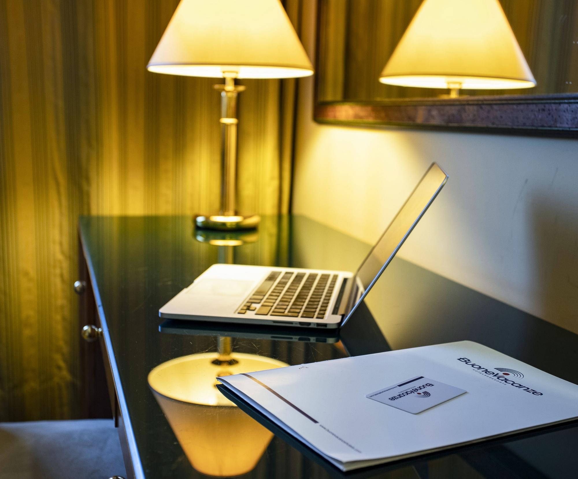 Bv Hotel Oly ローマ エクステリア 写真